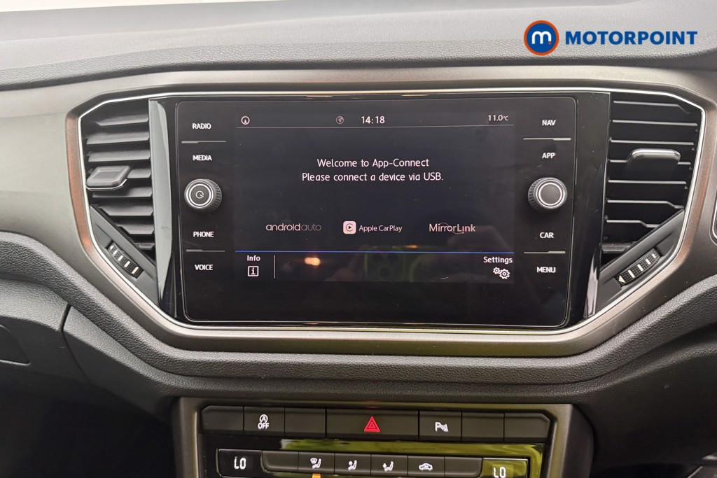 Used Volkswagen T-Roc 2018 for sale - 76985117: Photo 32