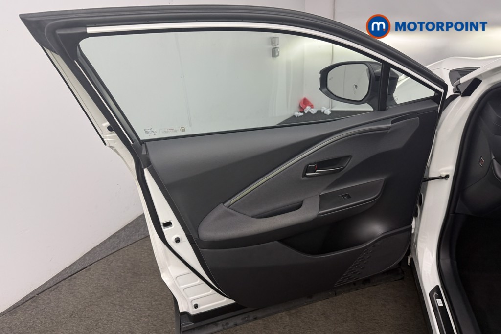 Used Toyota C-HR 2024 for sale - 77138531: Photo 11