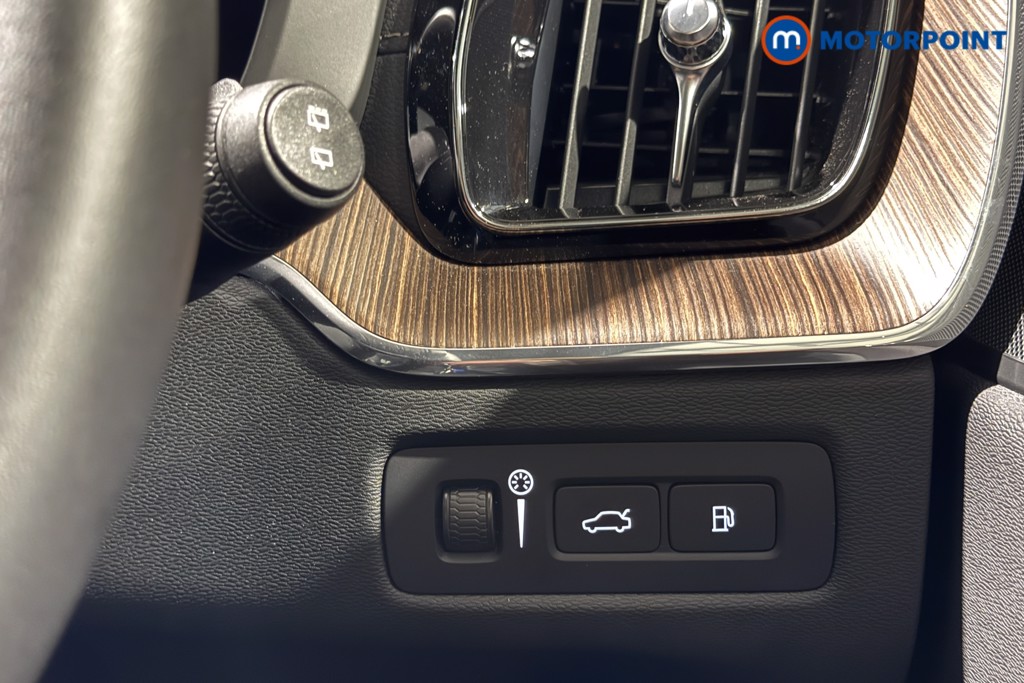 Used Volvo XC60 2022 for sale - 76697161: Photo 16