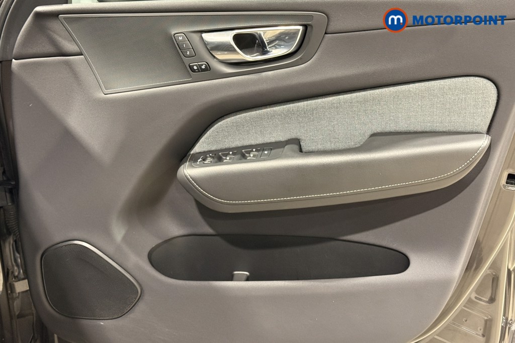 Used Volvo XC60 2022 for sale - 76697161: Photo 30