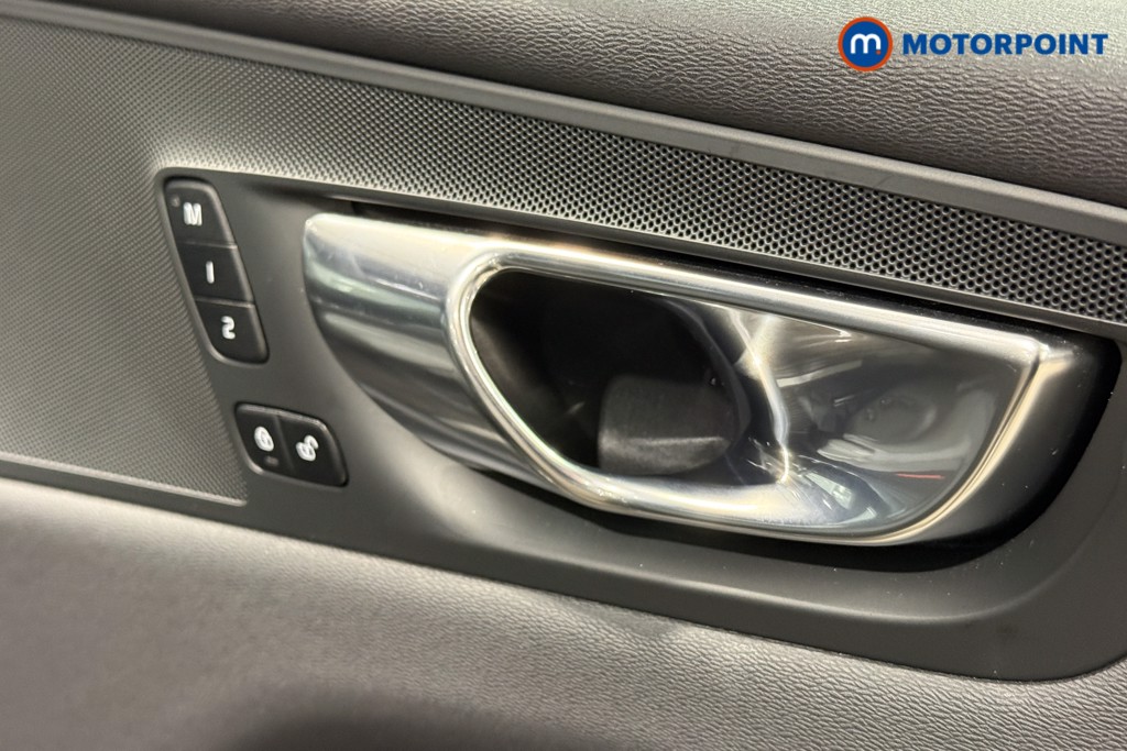 Used Volvo XC60 2022 for sale - 76697161: Photo 32