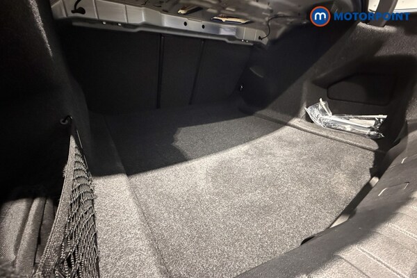 Used BMW 3 Series 2024 for sale - 76097302: Photo 39