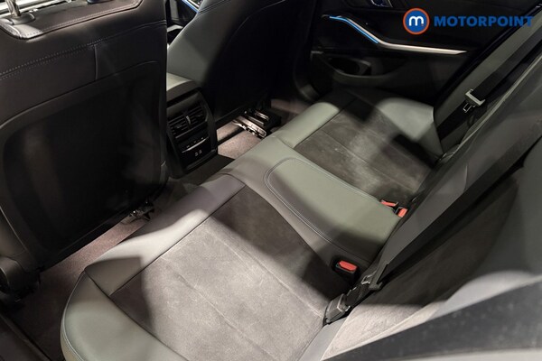Used BMW 3 Series 2024 for sale - 76097302: Photo 40