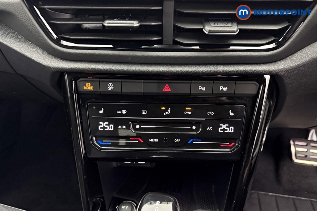 Used Volkswagen T-Roc 2025 for sale - 77407339: Photo 19