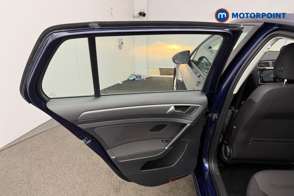 Used Volkswagen Golf 2017 for sale - 77138588: Photo 14