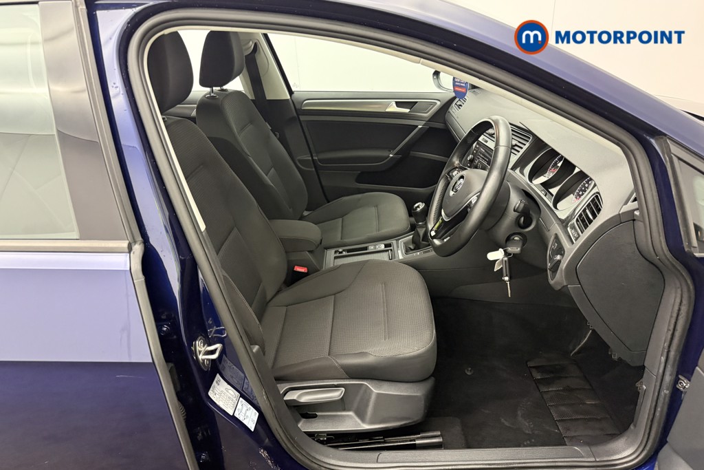 Used Volkswagen Golf 2017 for sale - 77138588: Photo 22