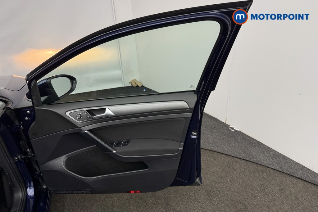 Used Volkswagen Golf 2017 for sale - 77138588: Photo 23