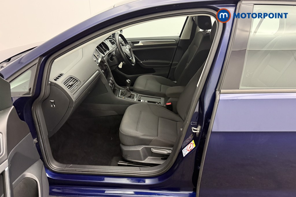 Used Volkswagen Golf 2017 for sale - 77138588: Photo 9