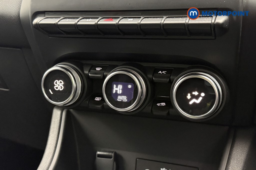 Used Renault Captur 2023 for sale - 77604302: Photo 22