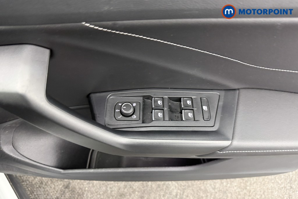 Used Volkswagen T-Roc 2025 for sale - 77312865: Photo 25