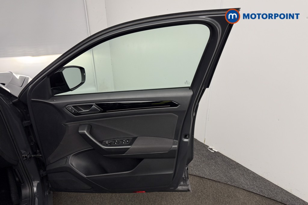 Used Volkswagen T-Roc 2020 for sale - 76972125: Photo 27