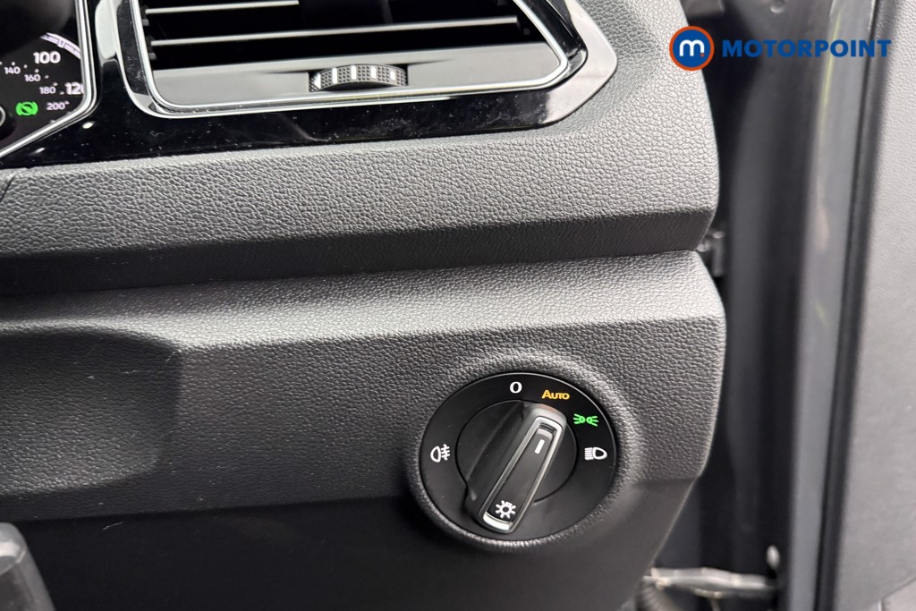 Used Volkswagen T-Roc 2020 for sale - 76972125: Photo 30