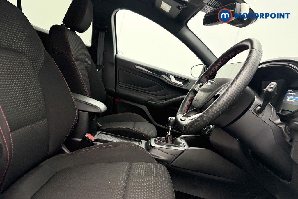 Used Ford Focus 2023 for sale - 76905552: Photo 16