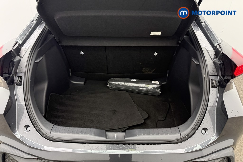 Used Toyota C-HR 2024 for sale - 76797347: Photo 20