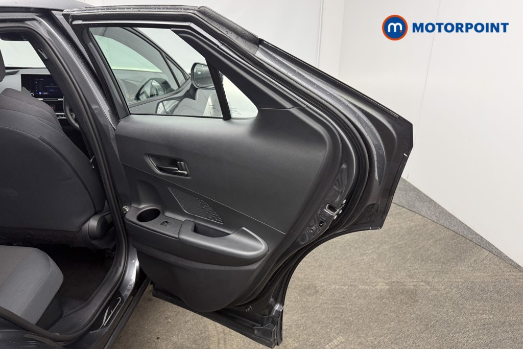 Used Toyota C-HR 2024 for sale - 76797347: Photo 23