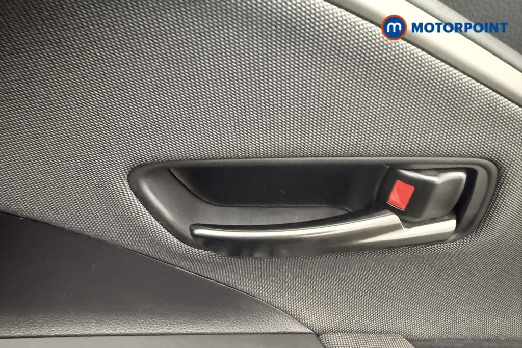 Used Toyota C-HR 2024 for sale - 76797347: Photo 28