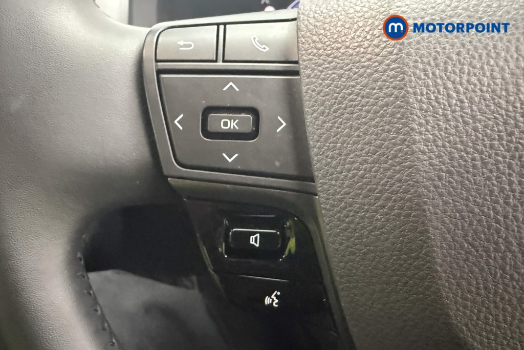 Used Toyota C-HR 2024 for sale - 76797347: Photo 37