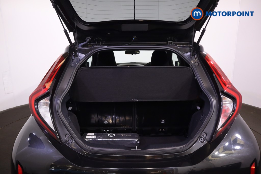 Used Toyota Aygo X 2024 for sale - 76653577: Photo 17