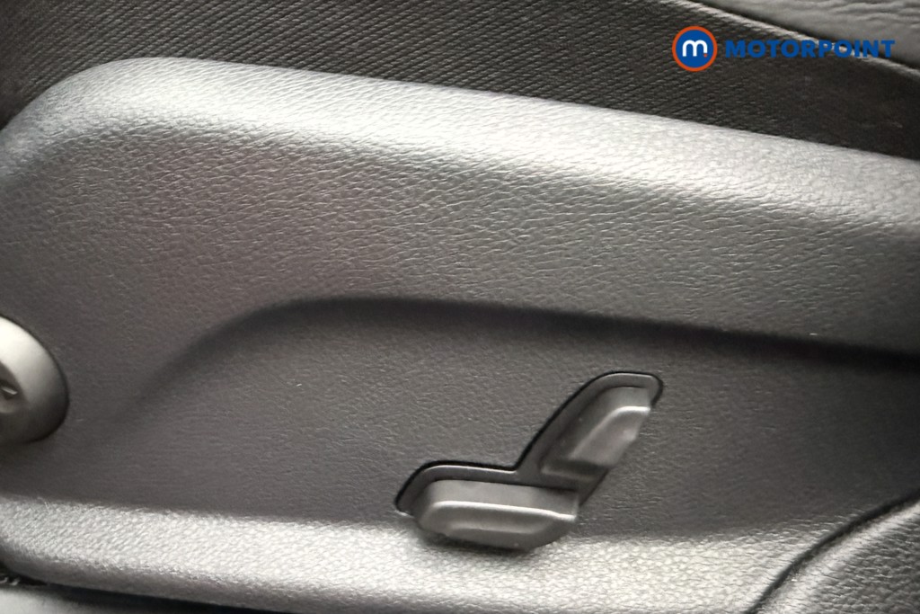 Used Mercedes-Benz GLC 2022 for sale - 77663039: Photo 27