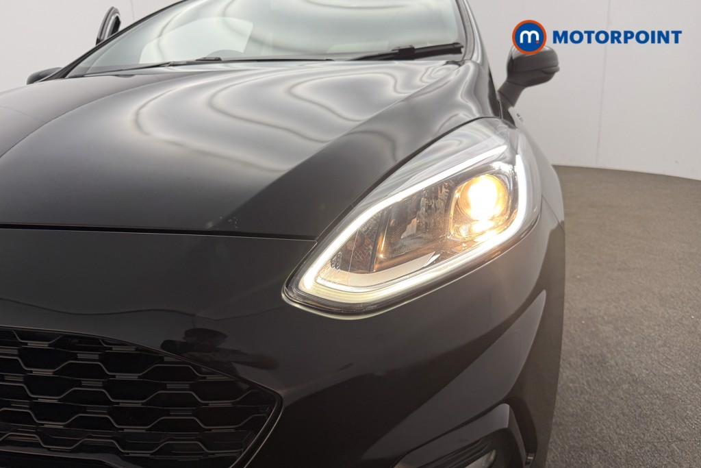 Used Ford Fiesta 2018 for sale - 76889920: Photo 39