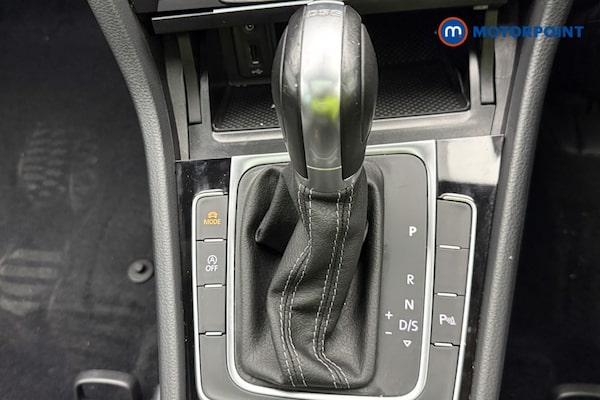 Used Volkswagen Golf 2016 for sale - 76193517: Photo 28