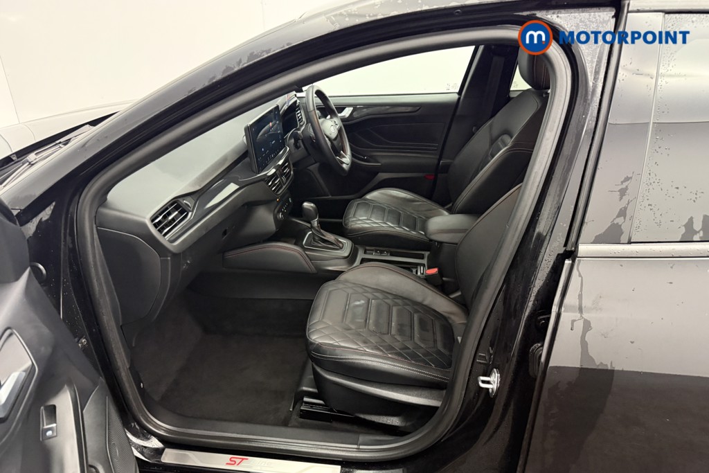 Used Ford Focus 2023 for sale - 76892549: Photo 9