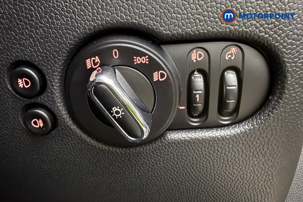 Used MINI Hatch 2019 for sale - 77297604: Photo 24