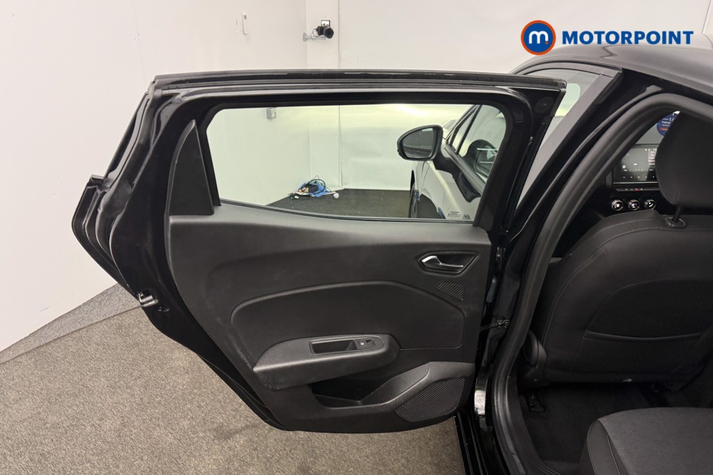 Used Renault Clio 2022 for sale - 76980214: Photo 15