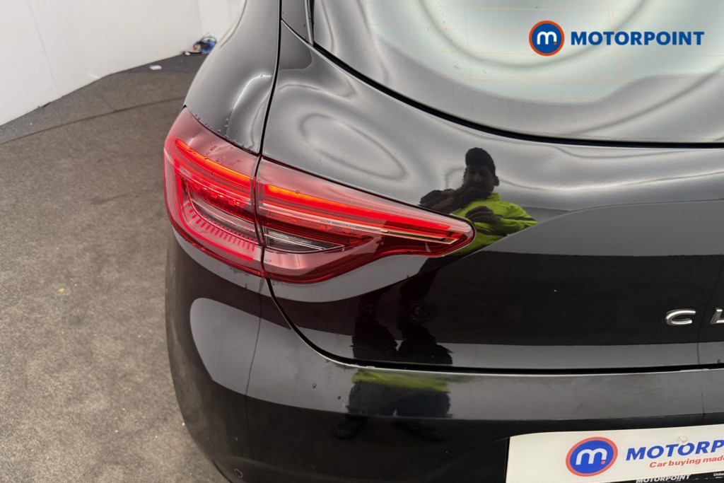 Used Renault Clio 2022 for sale - 76980214: Photo 17