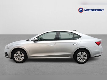 Used Skoda Octavia 2023 for sale - 77340414: Photo