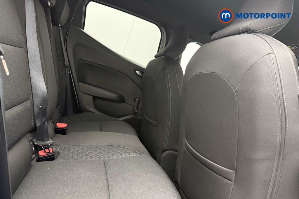 Used Renault Clio 2020 for sale - 76416163: Photo 17