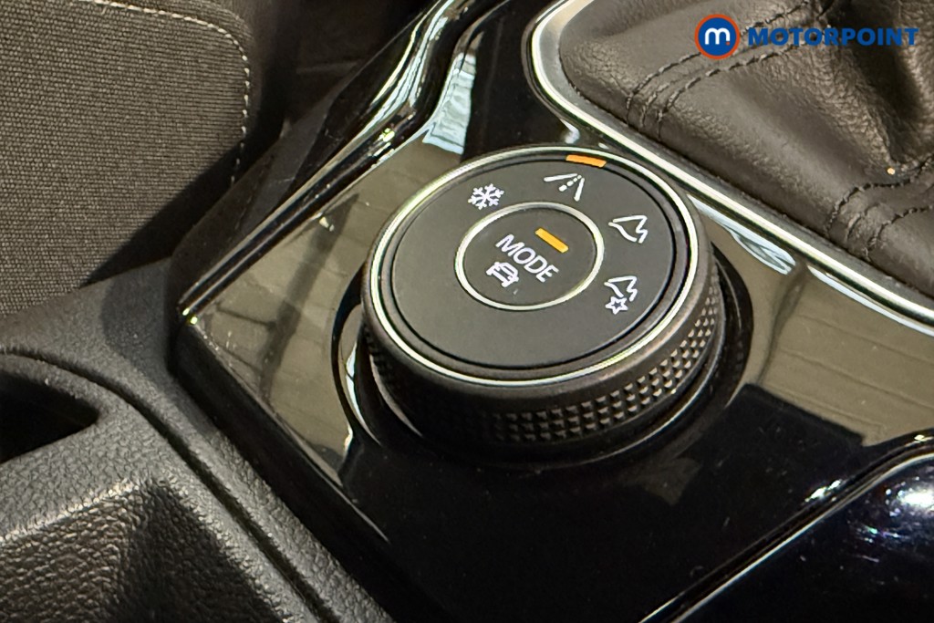 Used Volkswagen T-Roc 2022 for sale - 76590210: Photo 14