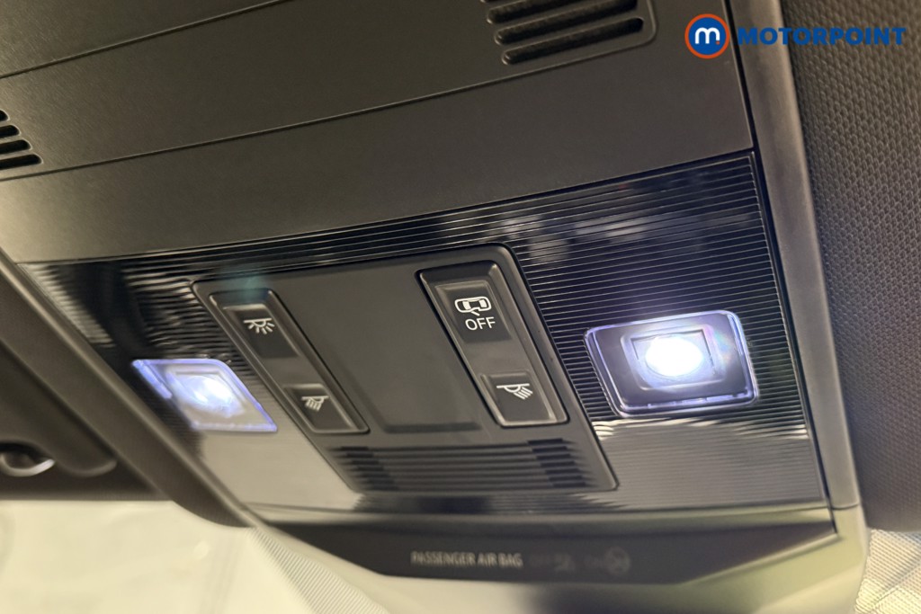 Used Volkswagen T-Roc 2022 for sale - 76590210: Photo 15