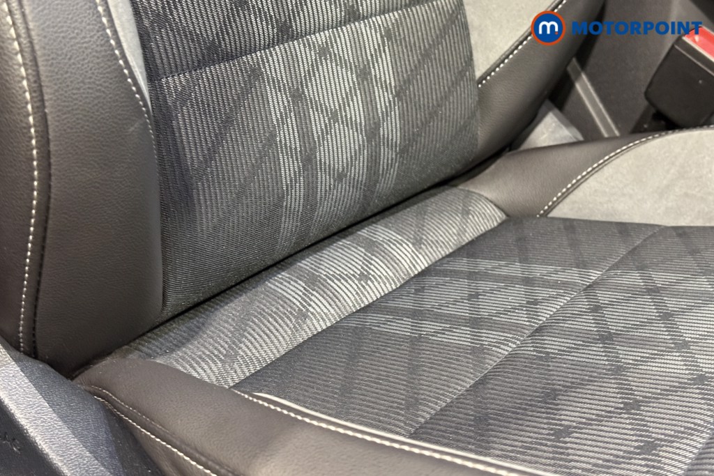 Used Volkswagen T-Roc 2022 for sale - 76590210: Photo 17