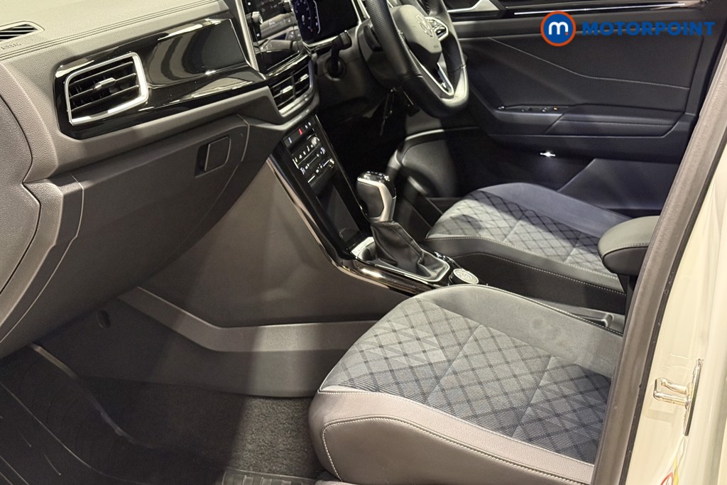 Used Volkswagen T-Roc 2022 for sale - 76590210: Photo 22