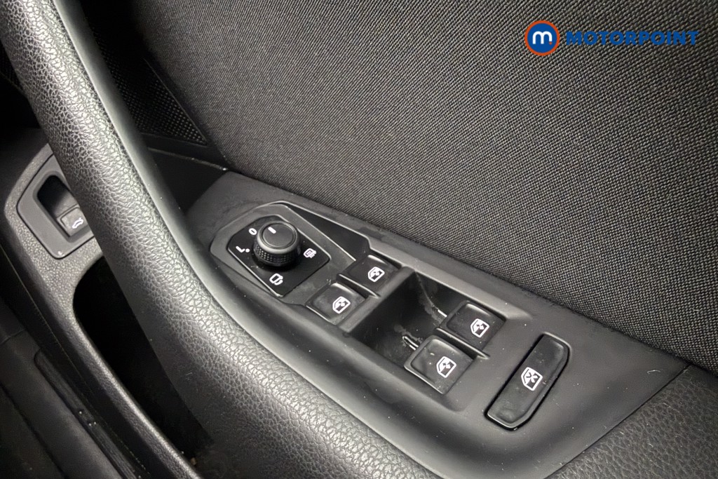 Used Volkswagen Passat 2017 for sale - 76415998: Photo 29