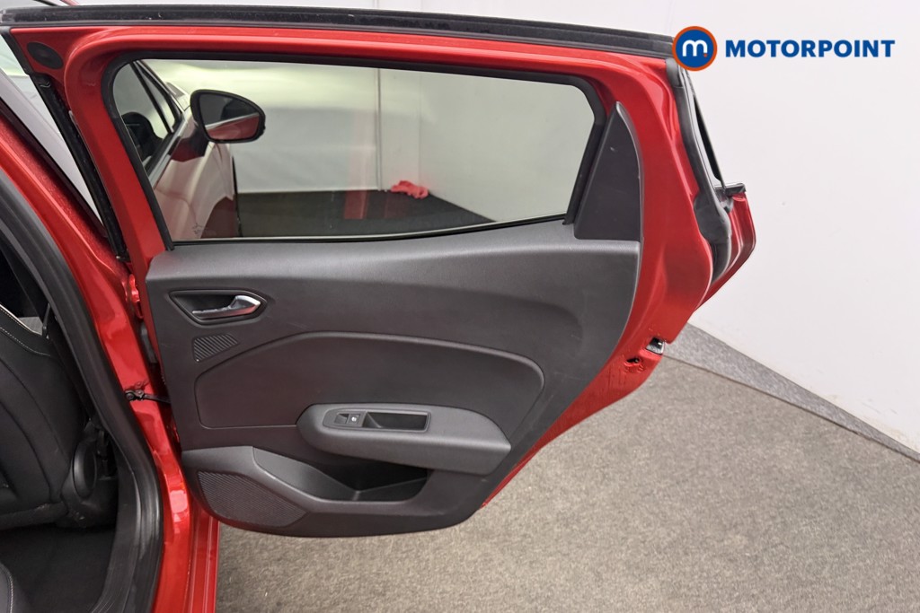 Used Renault Clio 2024 for sale - 76878738: Photo 23