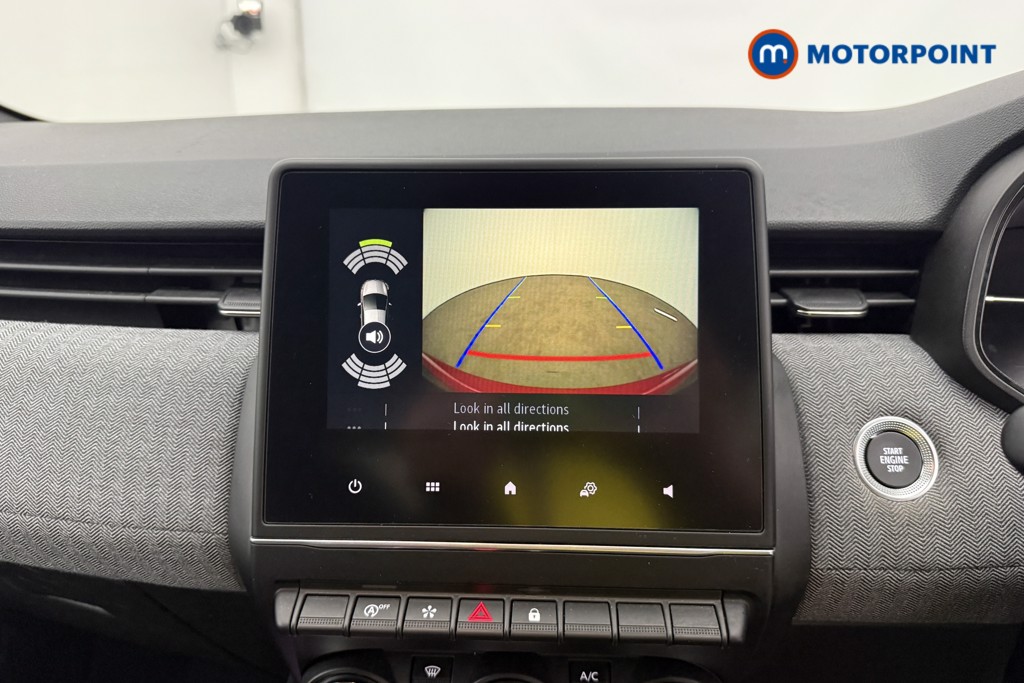 Used Renault Clio 2024 for sale - 76878738: Photo 34