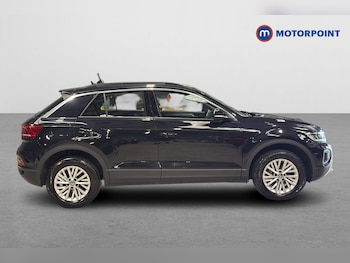 Used Volkswagen T-Roc 2023 for sale - 79196382: Photo