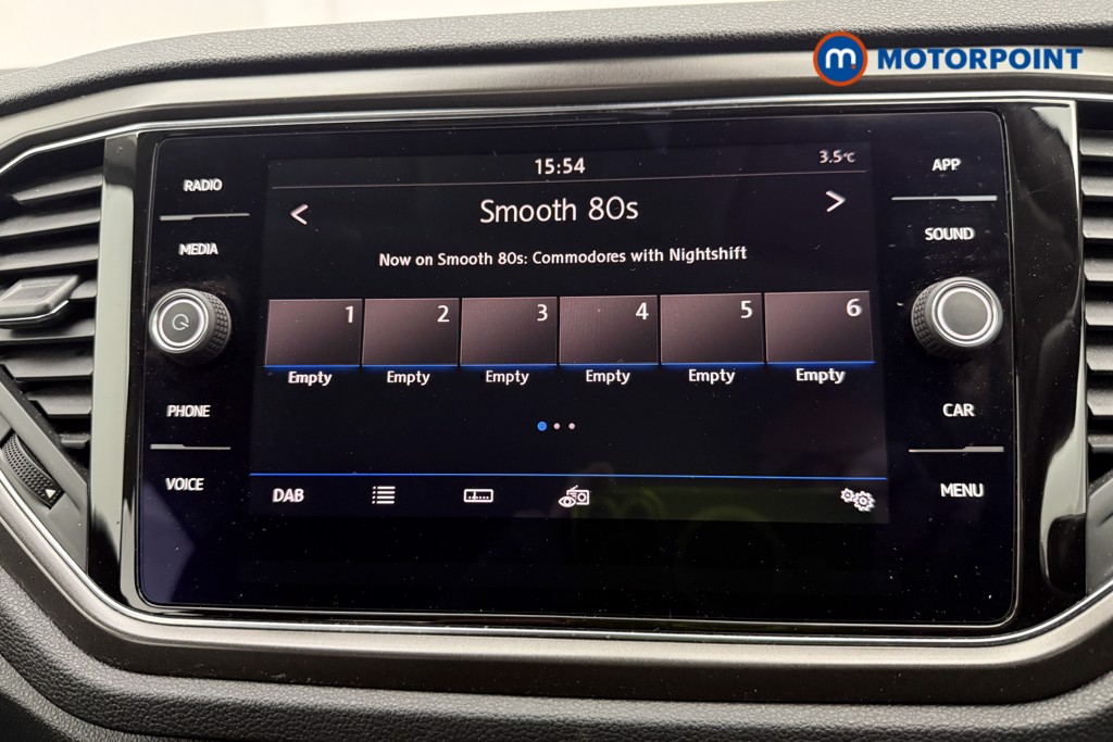 Used Volkswagen T-Roc for sale - 77187231: Photo 10