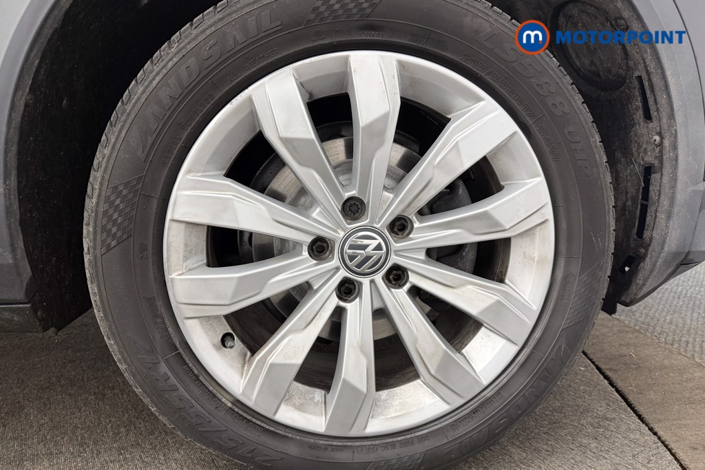 Used Volkswagen T-Roc for sale - 77187231: Photo 18