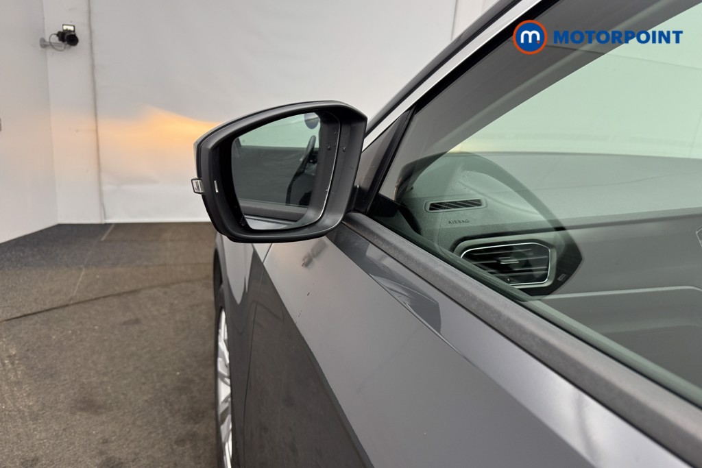 Used Volkswagen T-Roc for sale - 77187231: Photo 37