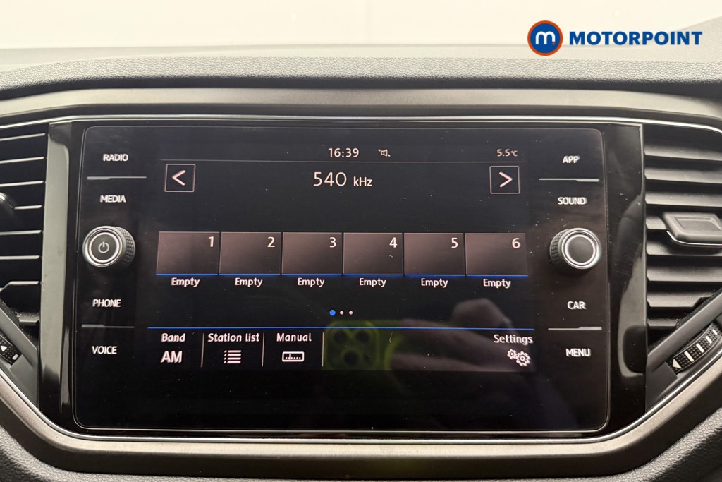 Used Volkswagen T-Roc 2019 for sale - 77136574: Photo 30