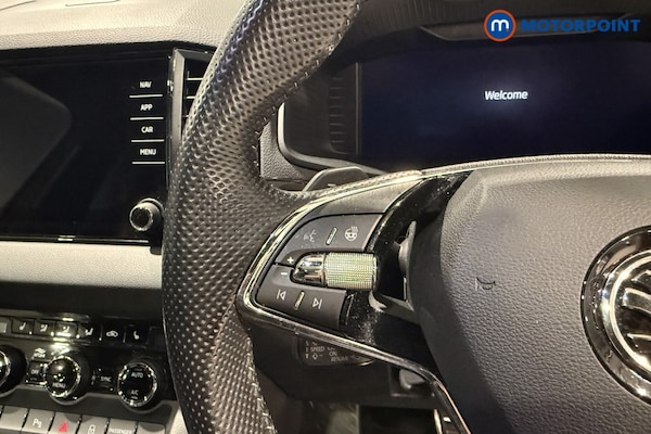 Used Skoda Karoq 2024 for sale - 76006457: Photo 11