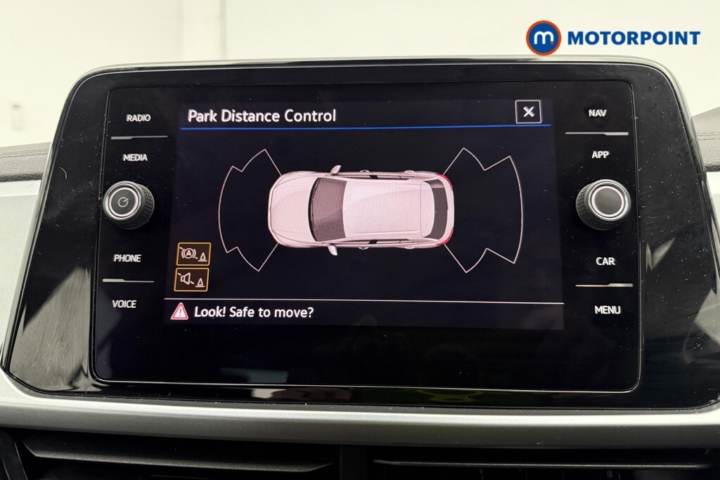 Used Volkswagen T-Roc 2023 for sale - 77916832: Photo 11