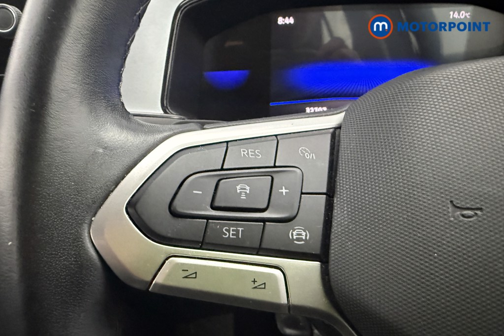 Used Volkswagen T-Roc 2023 for sale - 77916832: Photo 21