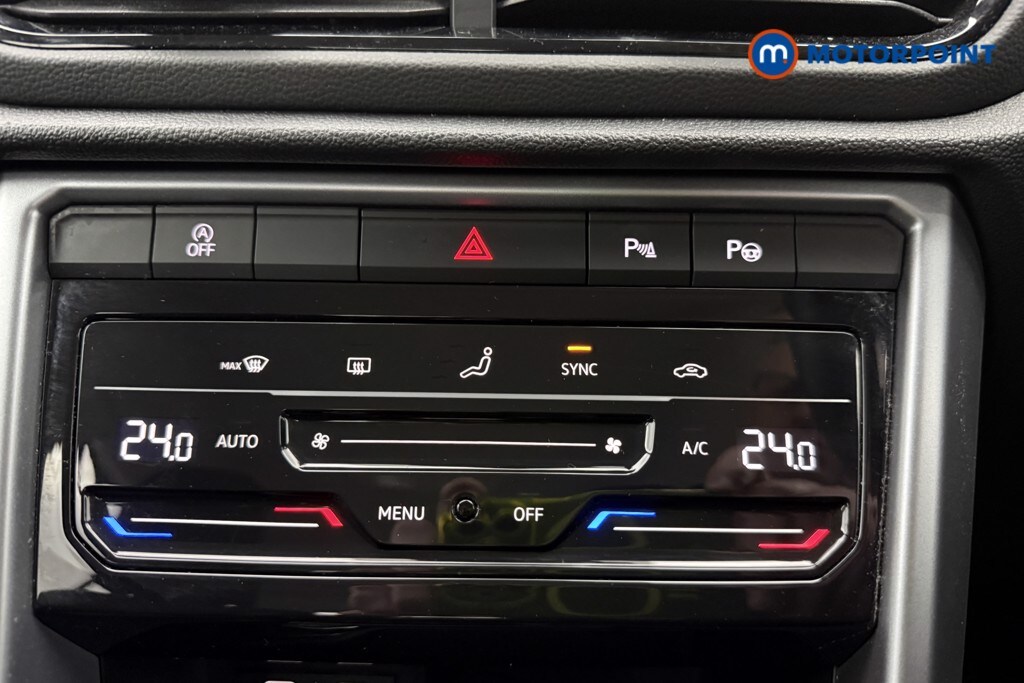 Used Volkswagen T-Roc 2023 for sale - 77916832: Photo 23