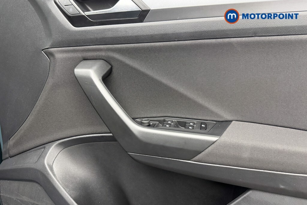 Used Volkswagen T-Roc 2023 for sale - 77916832: Photo 25