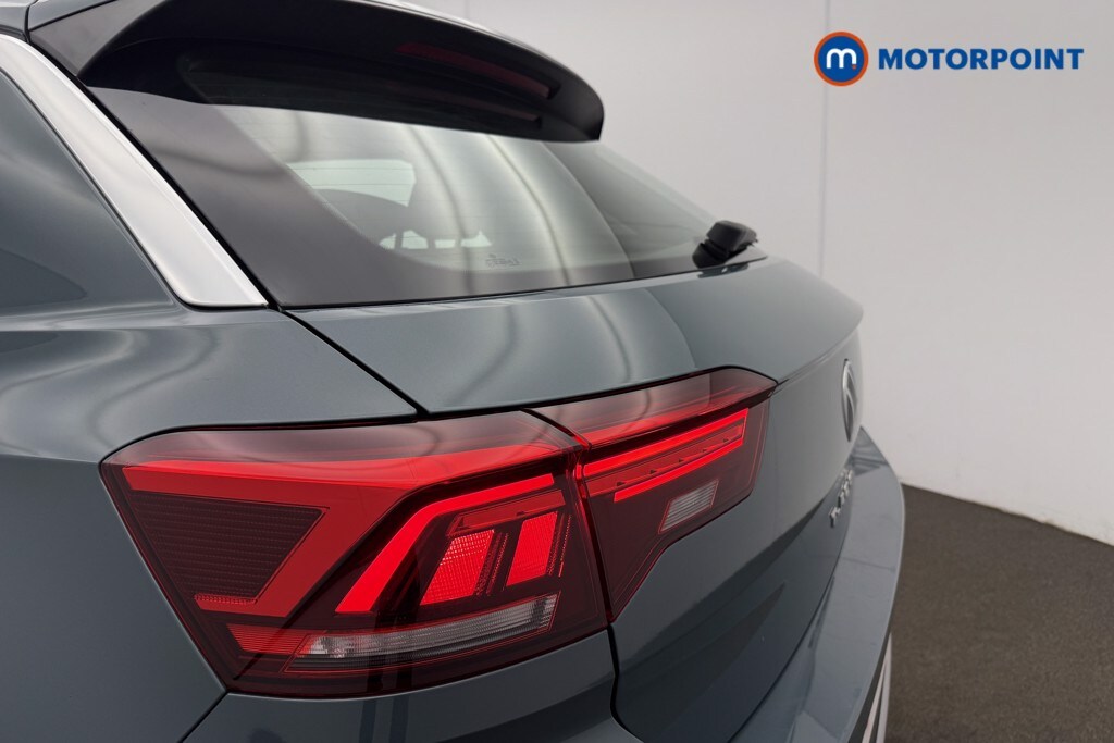 Used Volkswagen T-Roc 2023 for sale - 77916832: Photo 35