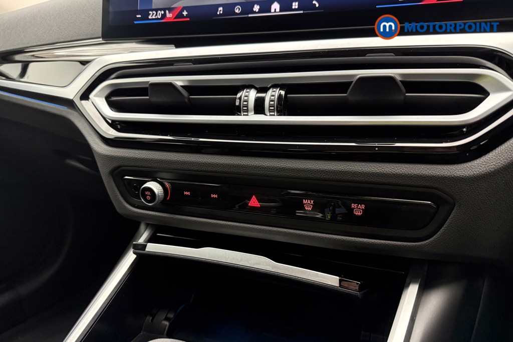 Used BMW i4 2024 for sale - 77984434: Photo 21